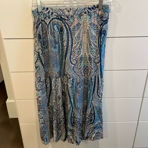Never worn but tags removed/ midi maxi